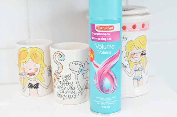 Kruidvat Volume Dry Shampoo Review: Boost or White Cast?